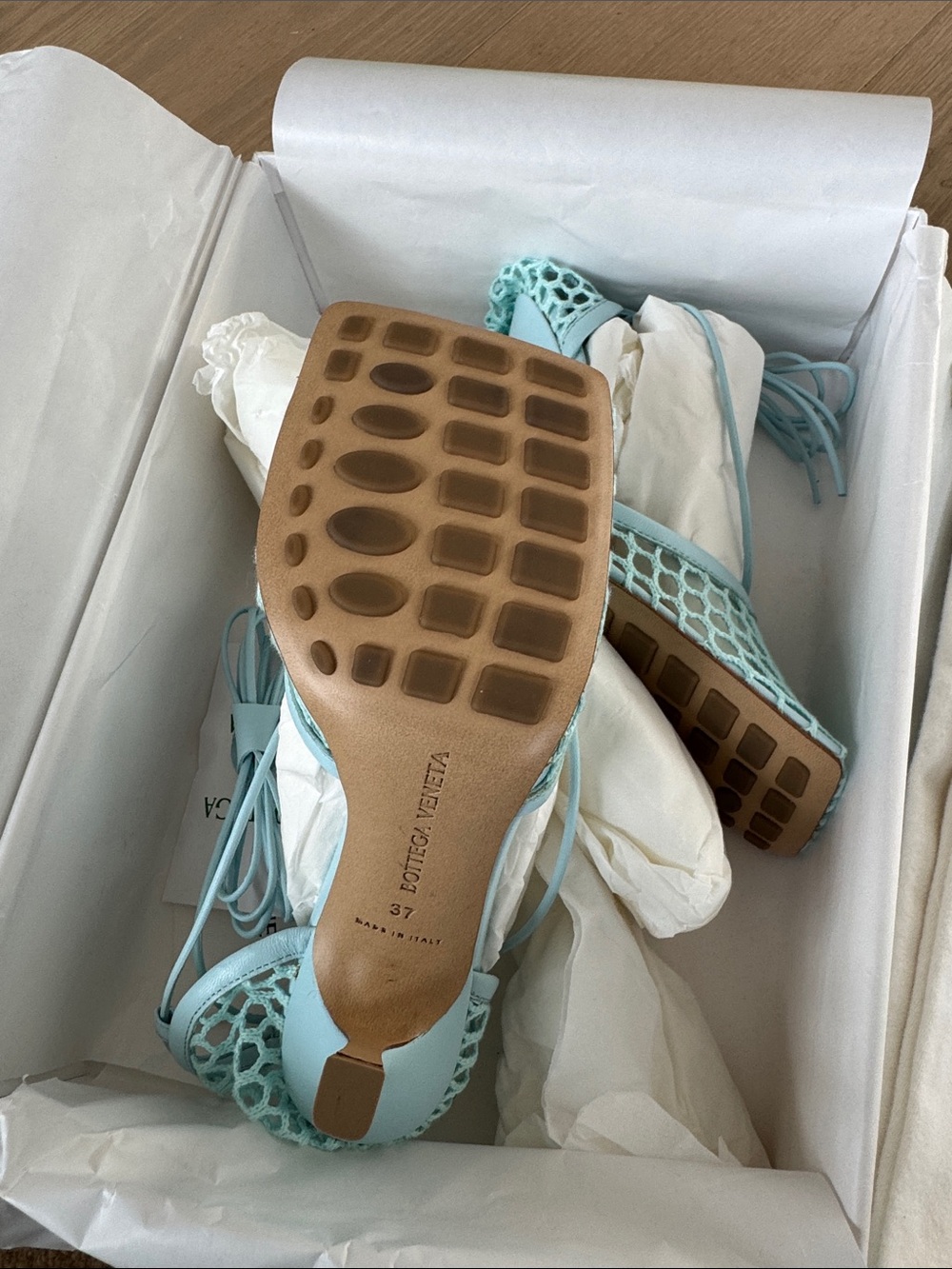 New Bottega Veneta Light Blue Lace-Up Heeled Sandals - Picture 4 of 6